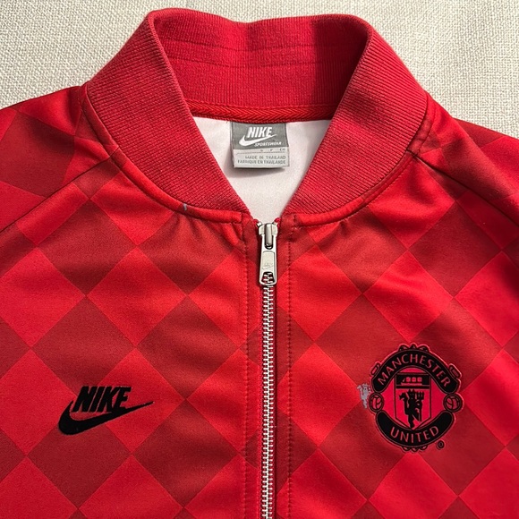 Nike Manchester United Zip-Up Jacket (small) - Picture 2 of 2